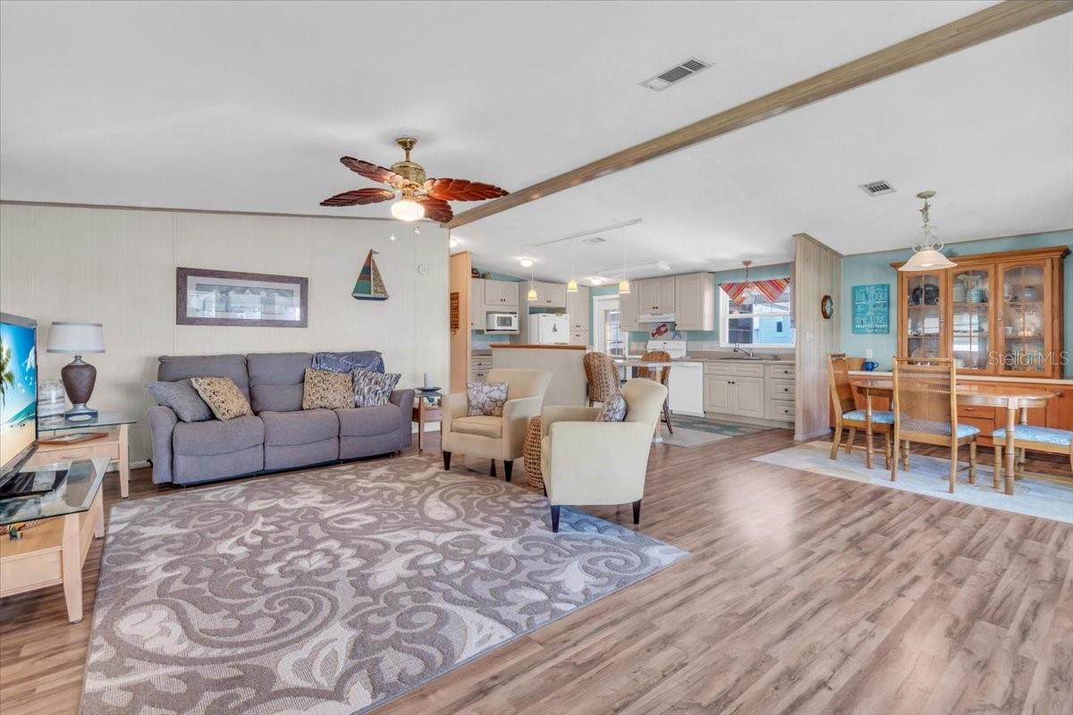 Image 6 of 35 For 8416 Imperial Circle