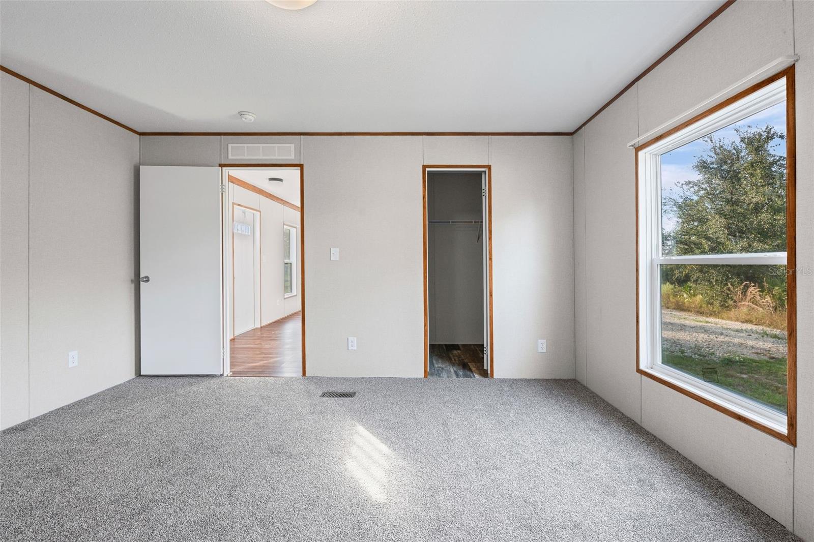 Image 12 of 23 For 8414 Sweden Boulevard