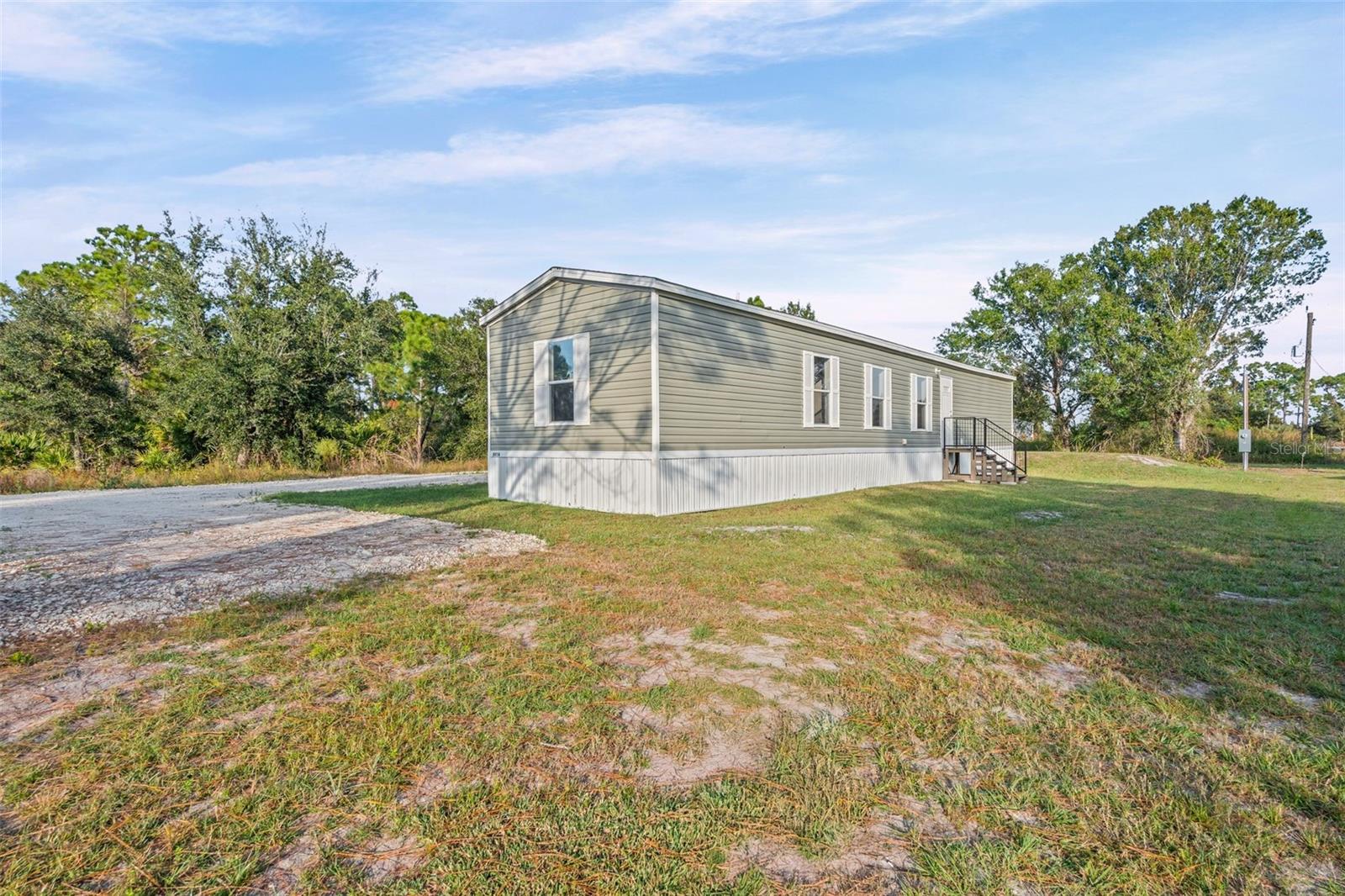 Image 18 of 23 For 8414 Sweden Boulevard