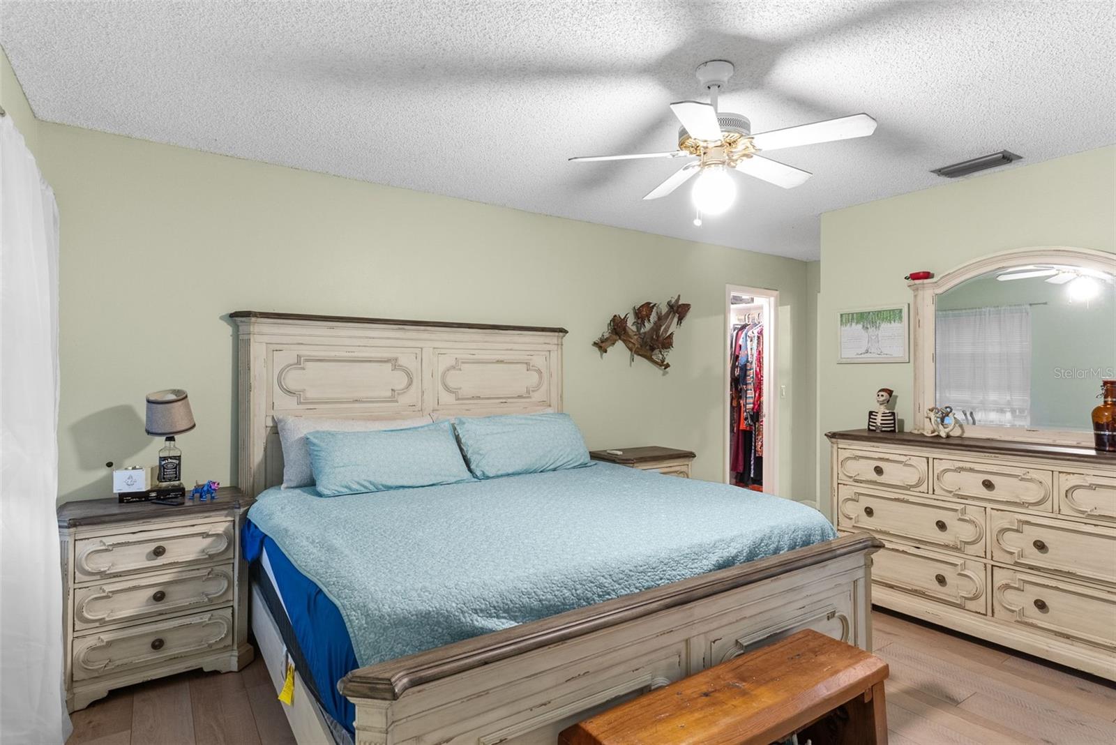 Image 12 of 32 For 3104 35th Avenue W