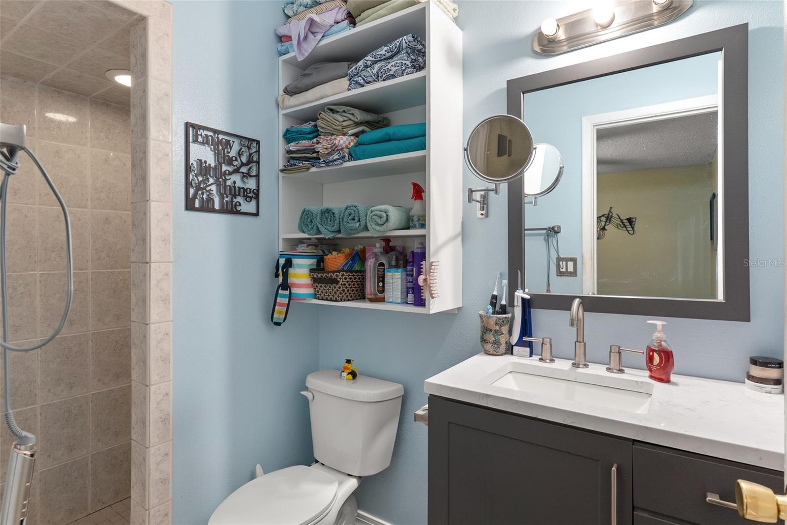 Image 15 of 32 For 3104 35th Avenue W