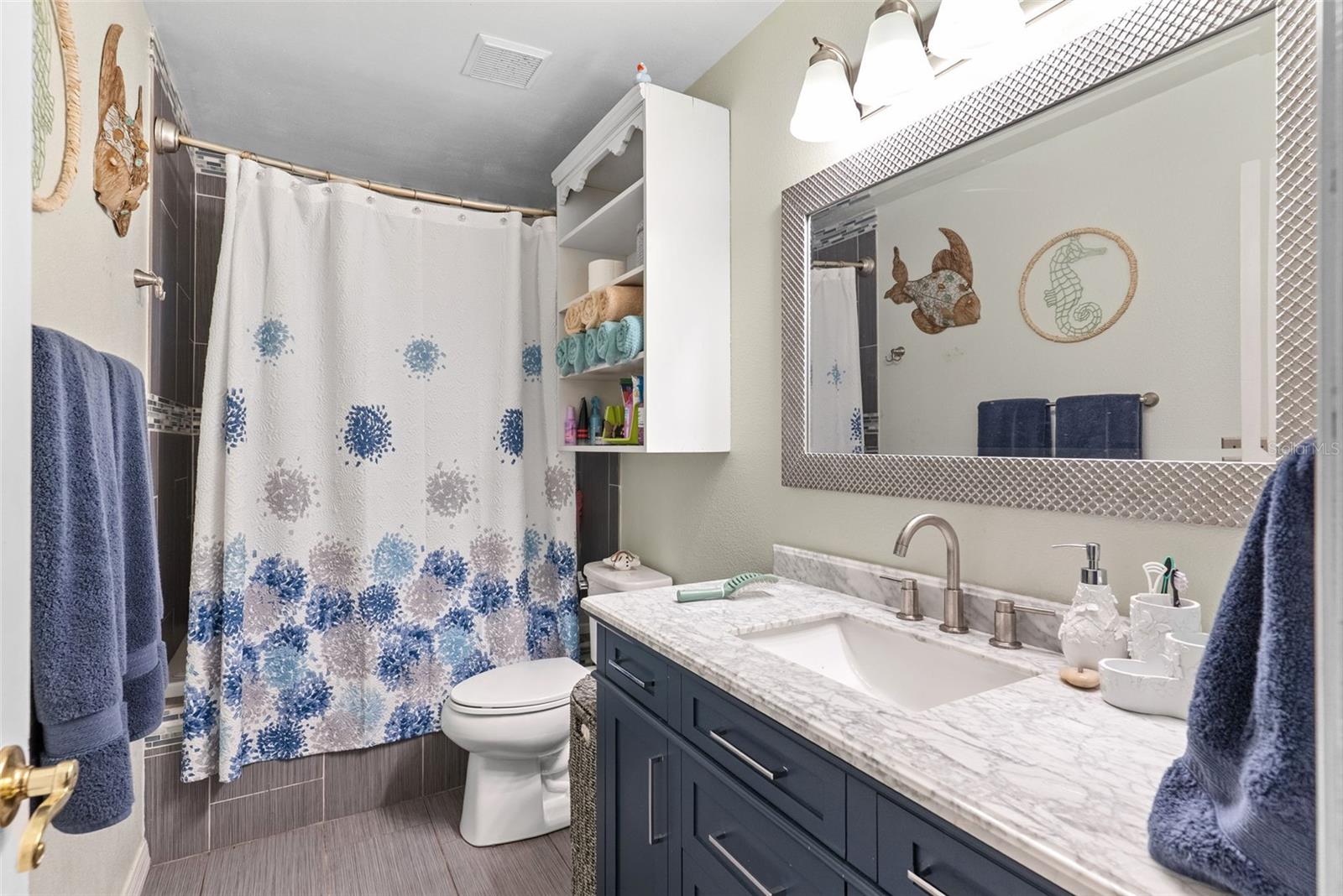 Image 18 of 32 For 3104 35th Avenue W