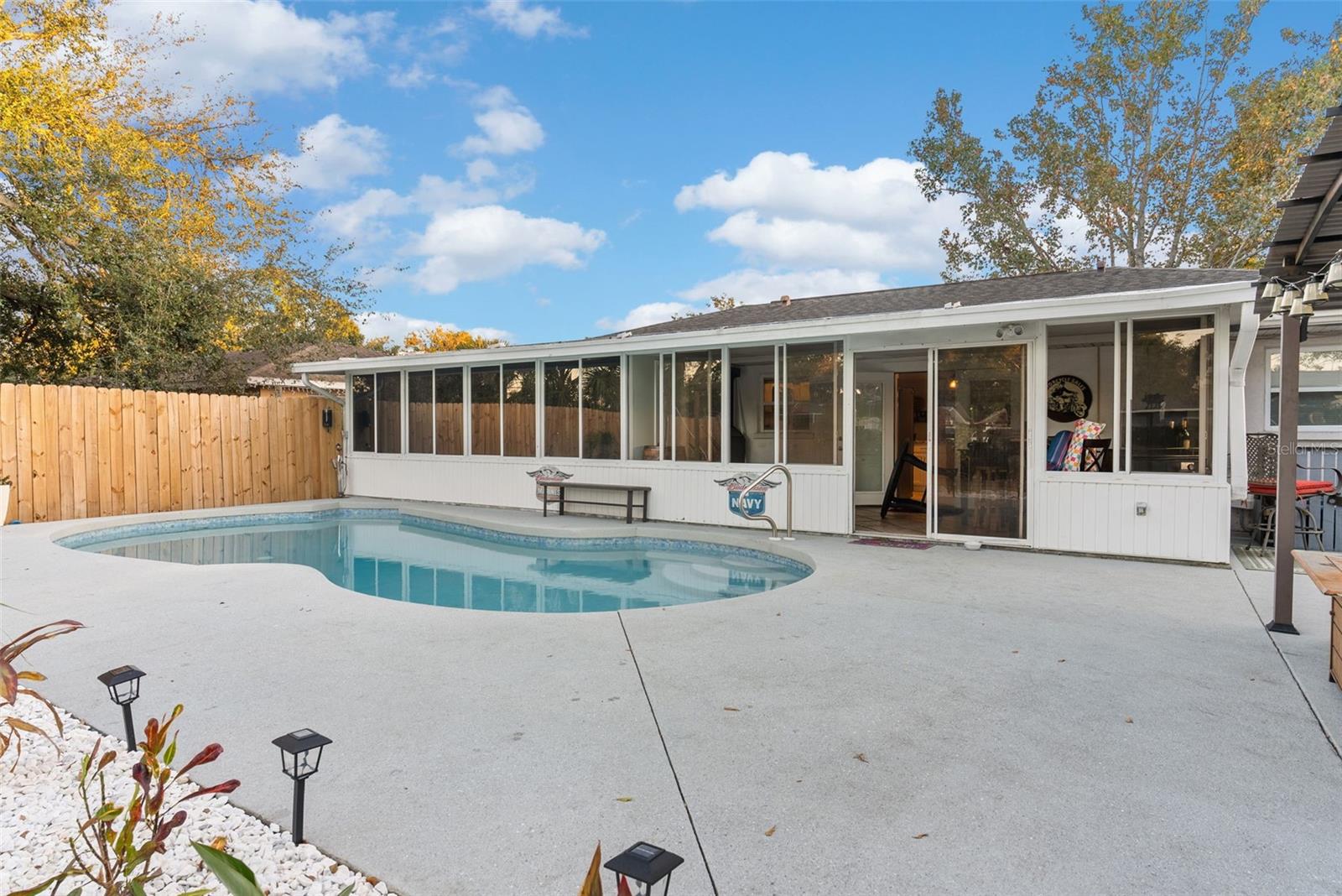 Image 25 of 32 For 3104 35th Avenue W