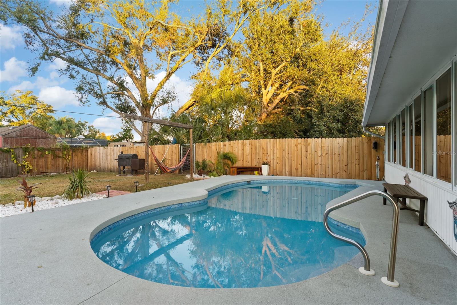 Image 27 of 32 For 3104 35th Avenue W