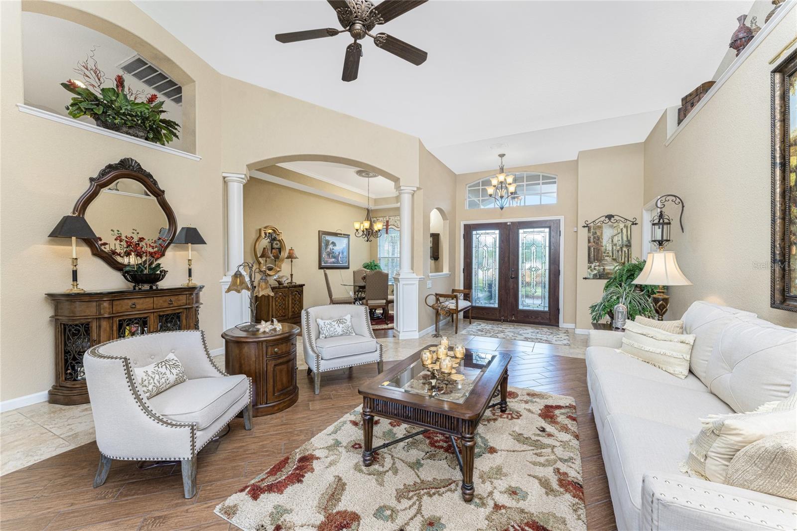 Image 14 of 62 For 290 Rotonda Boulevard E