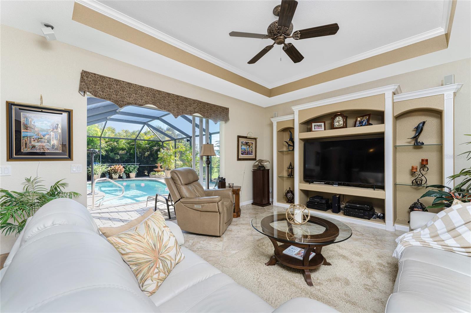 Image 20 of 62 For 290 Rotonda Boulevard E