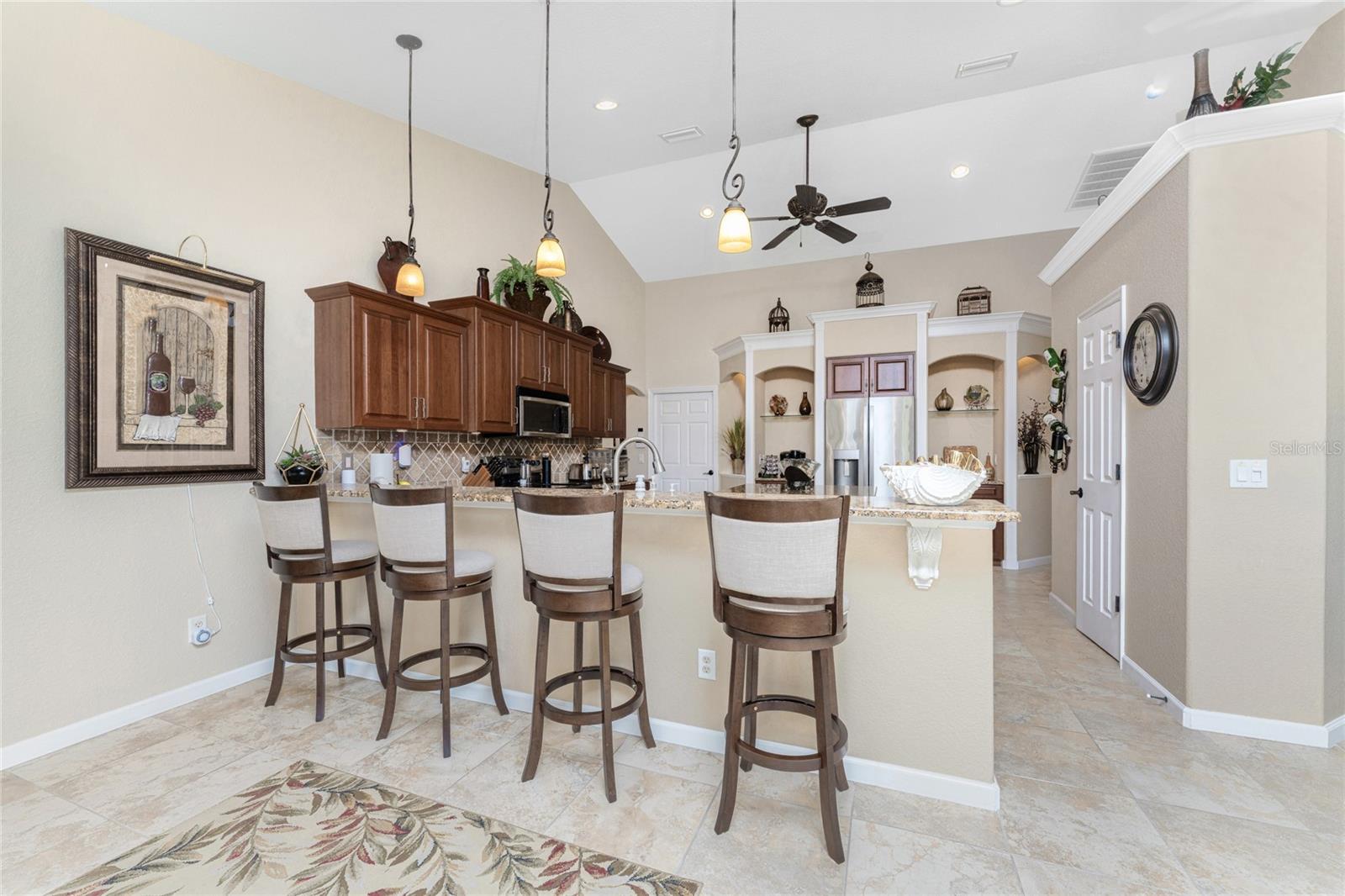 Image 22 of 62 For 290 Rotonda Boulevard E