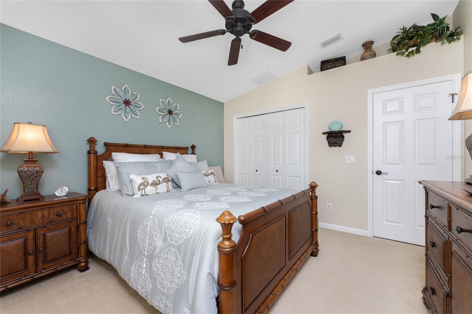 Image 29 of 62 For 290 Rotonda Boulevard E