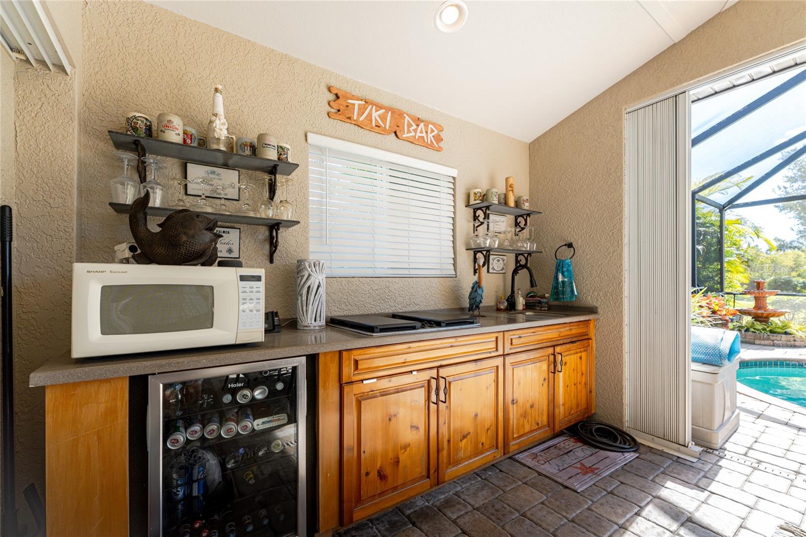 Image 40 of 62 For 290 Rotonda Boulevard E