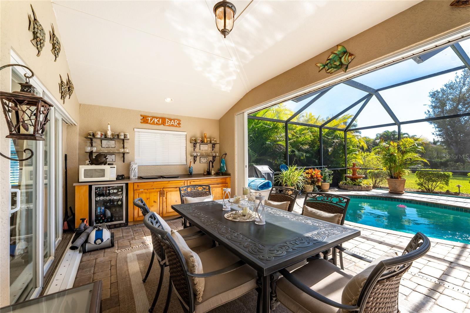 Image 41 of 62 For 290 Rotonda Boulevard E