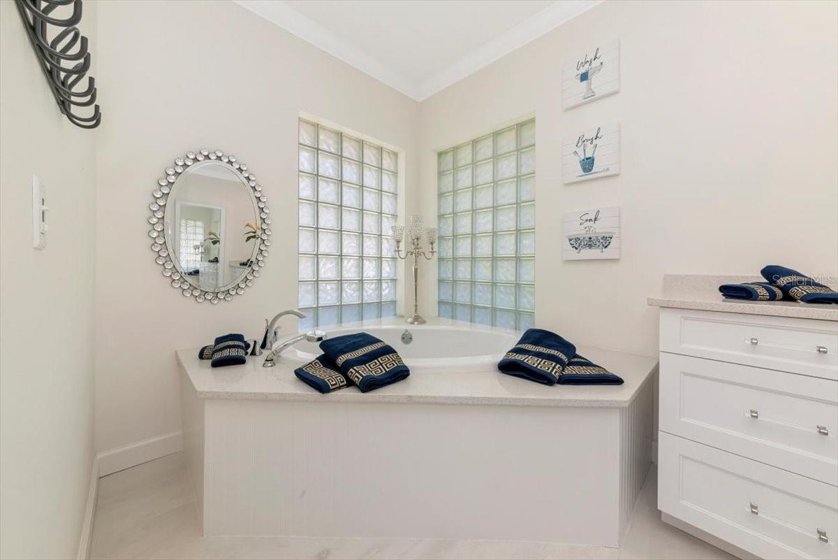 Image 38 of 85 For 3264 Alex Findlay Place 1