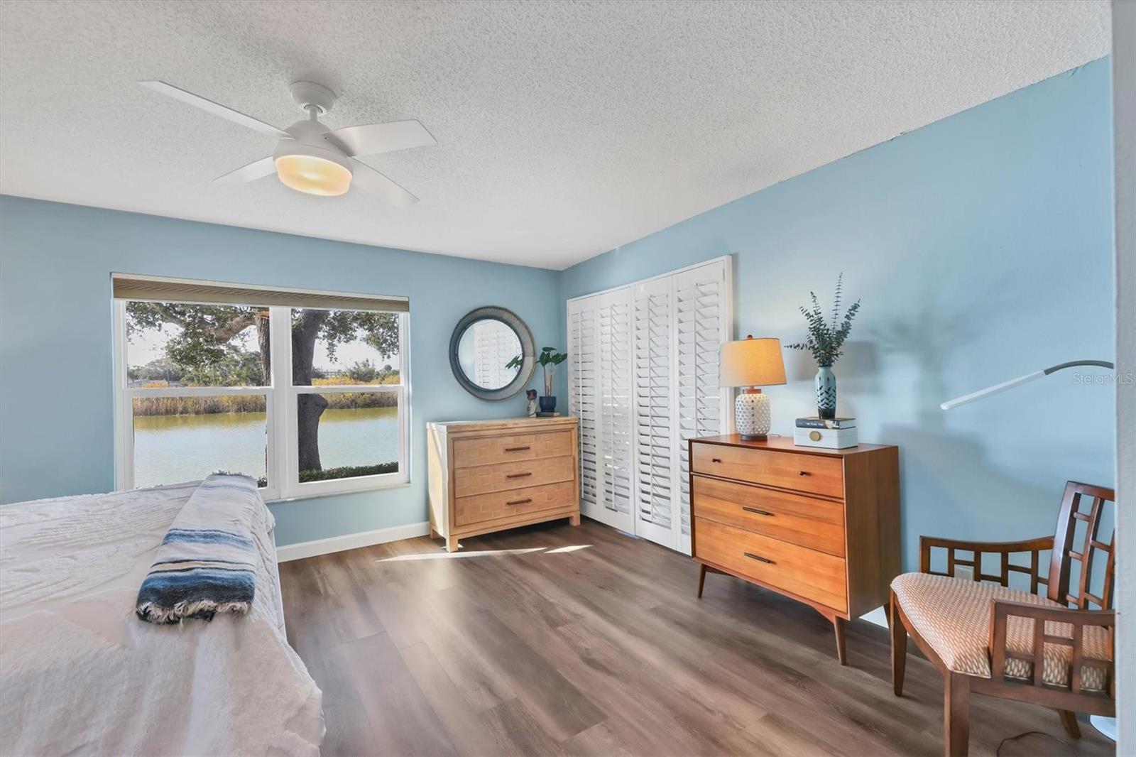 Image 23 of 55 For 3861 Wilshire Circle W 115