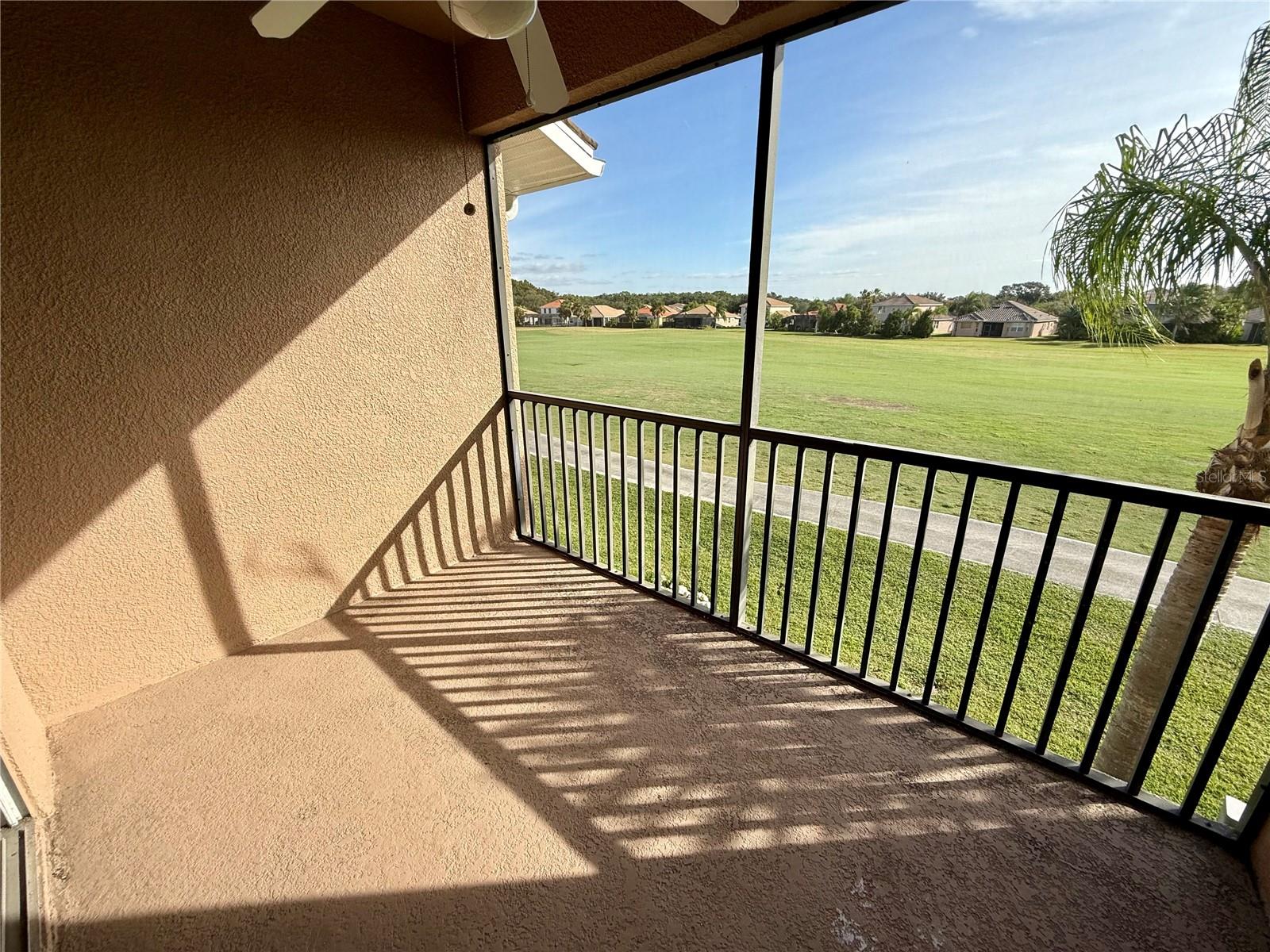 Image 22 of 22 For 819 Fairwaycove Lane 203