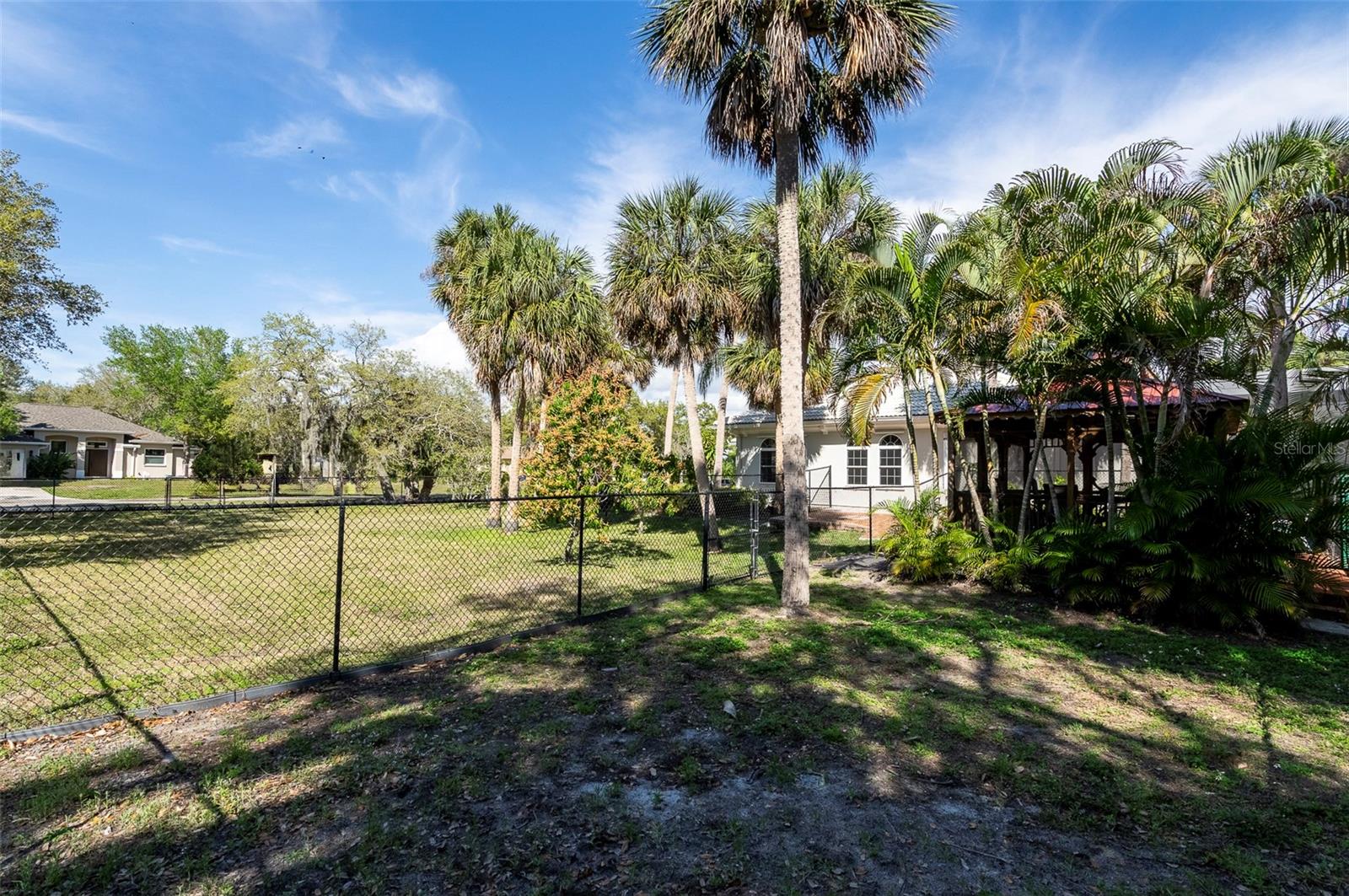 Image 6 of 8 For Fiesta Drive