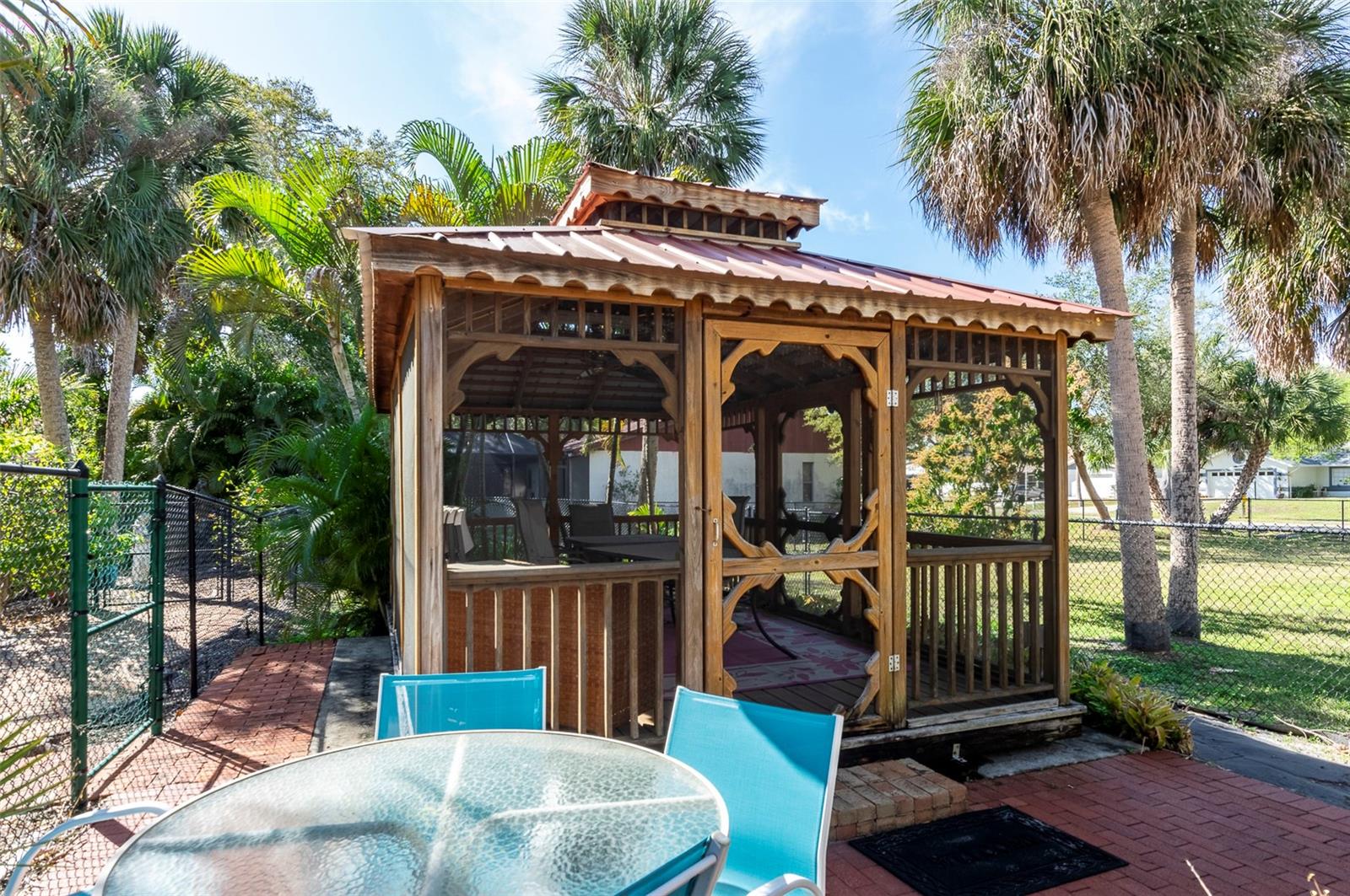 Image 8 of 8 For Fiesta Drive