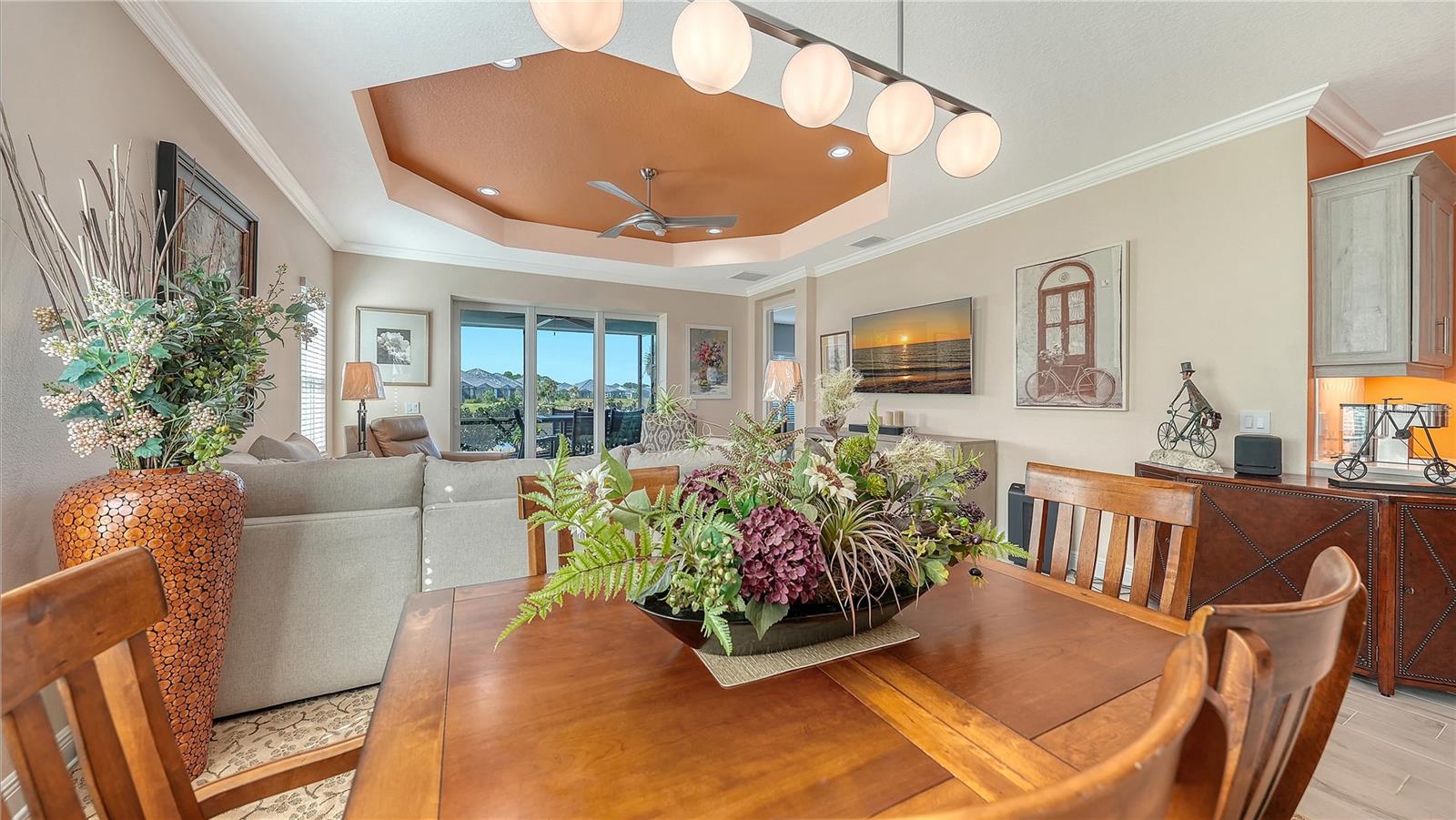 Image 11 of 44 For 10016 Lake Wales Circle