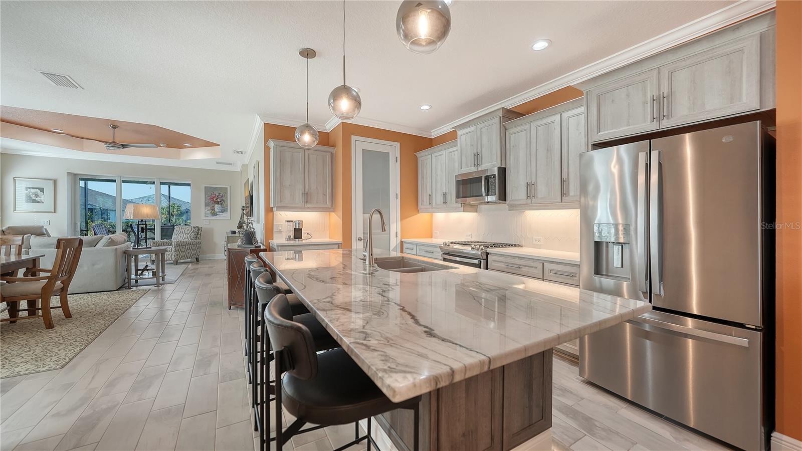 Image 17 of 44 For 10016 Lake Wales Circle