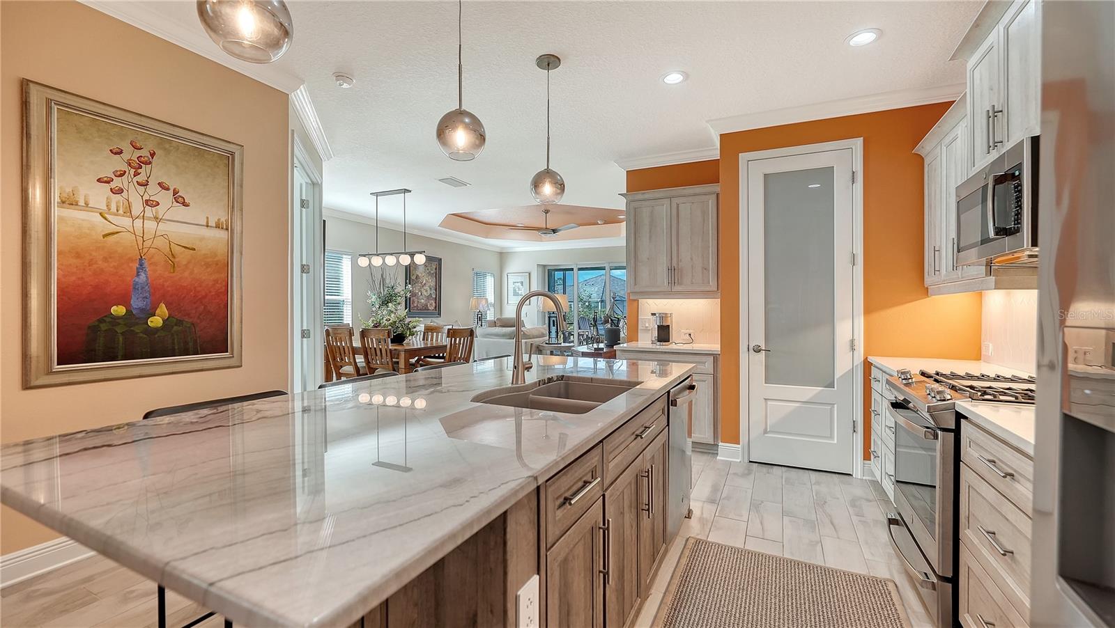 Image 20 of 44 For 10016 Lake Wales Circle