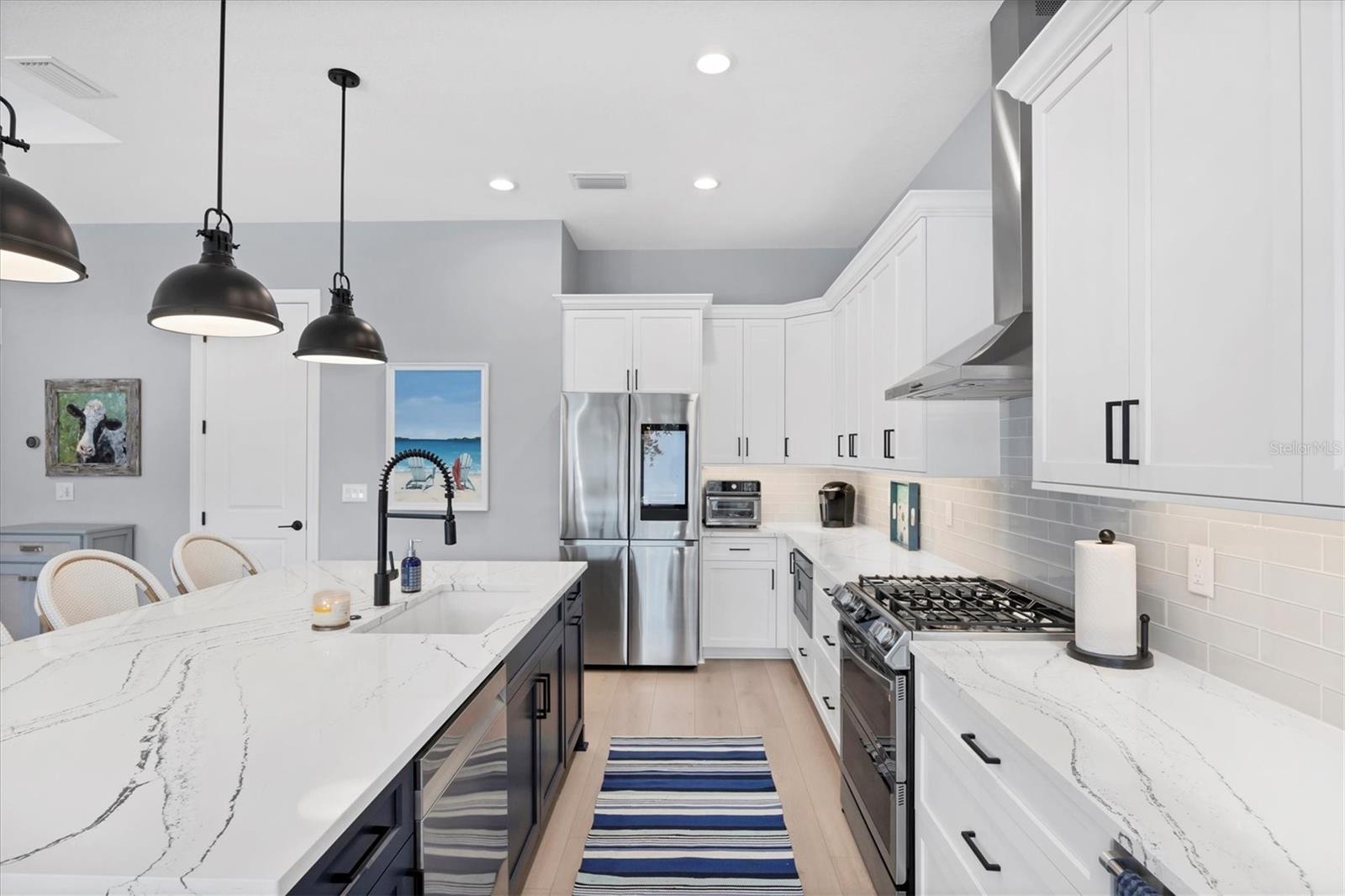 Image 10 of 43 For 8020 Clearwater Court