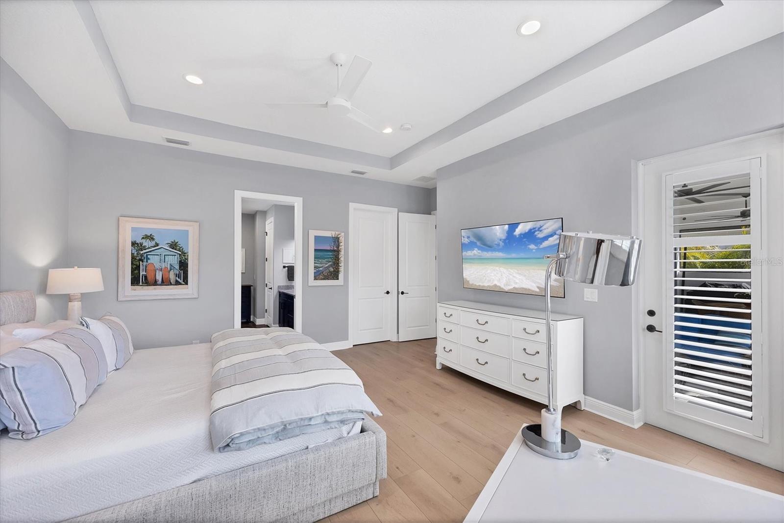 Image 14 of 43 For 8020 Clearwater Court