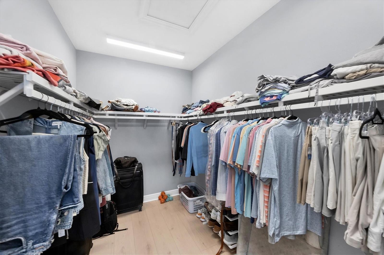 Image 17 of 43 For 8020 Clearwater Court