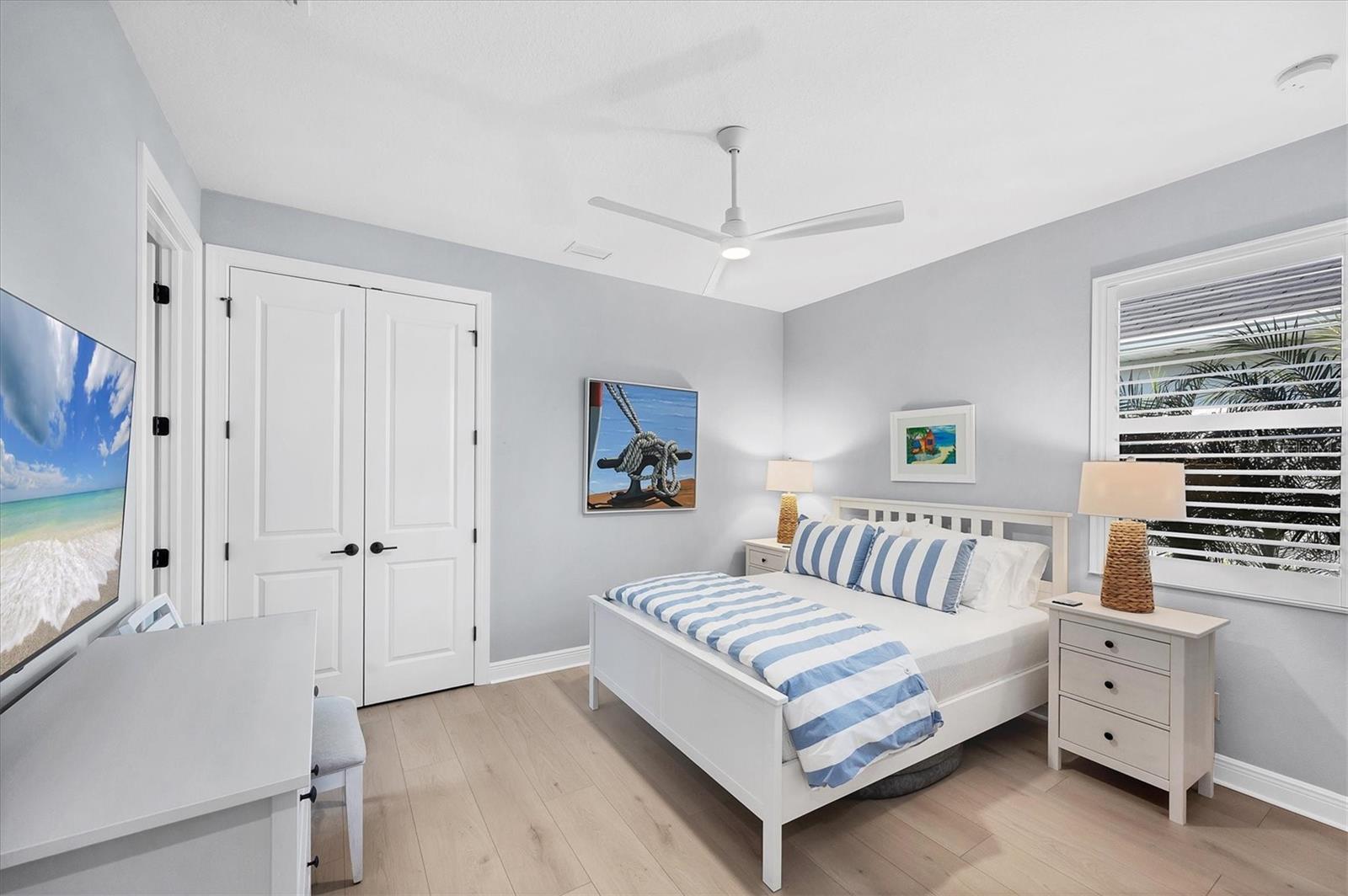 Image 21 of 43 For 8020 Clearwater Court