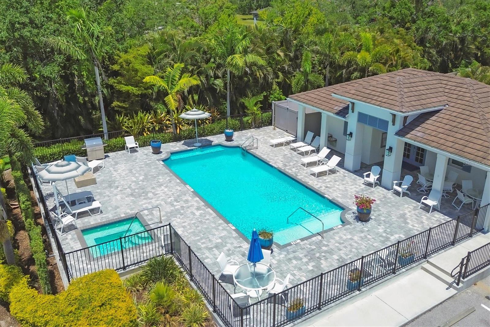 Image 40 of 43 For 8020 Clearwater Court