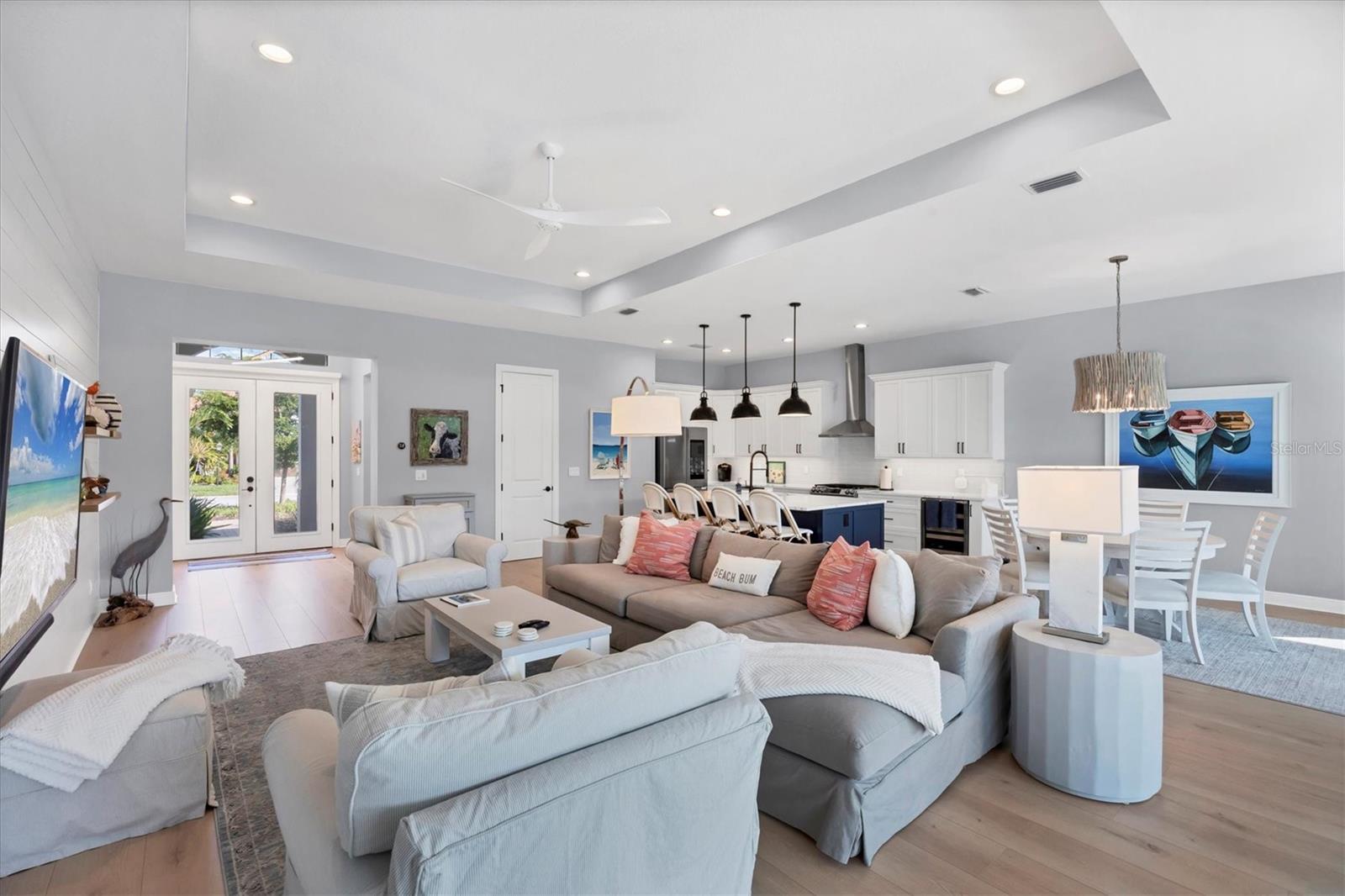 Image 7 of 43 For 8020 Clearwater Court