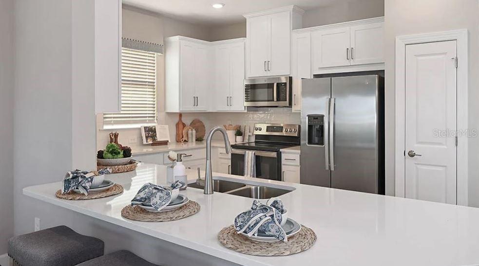 Image 4 of 18 For 16072 Ivy Ridge Court