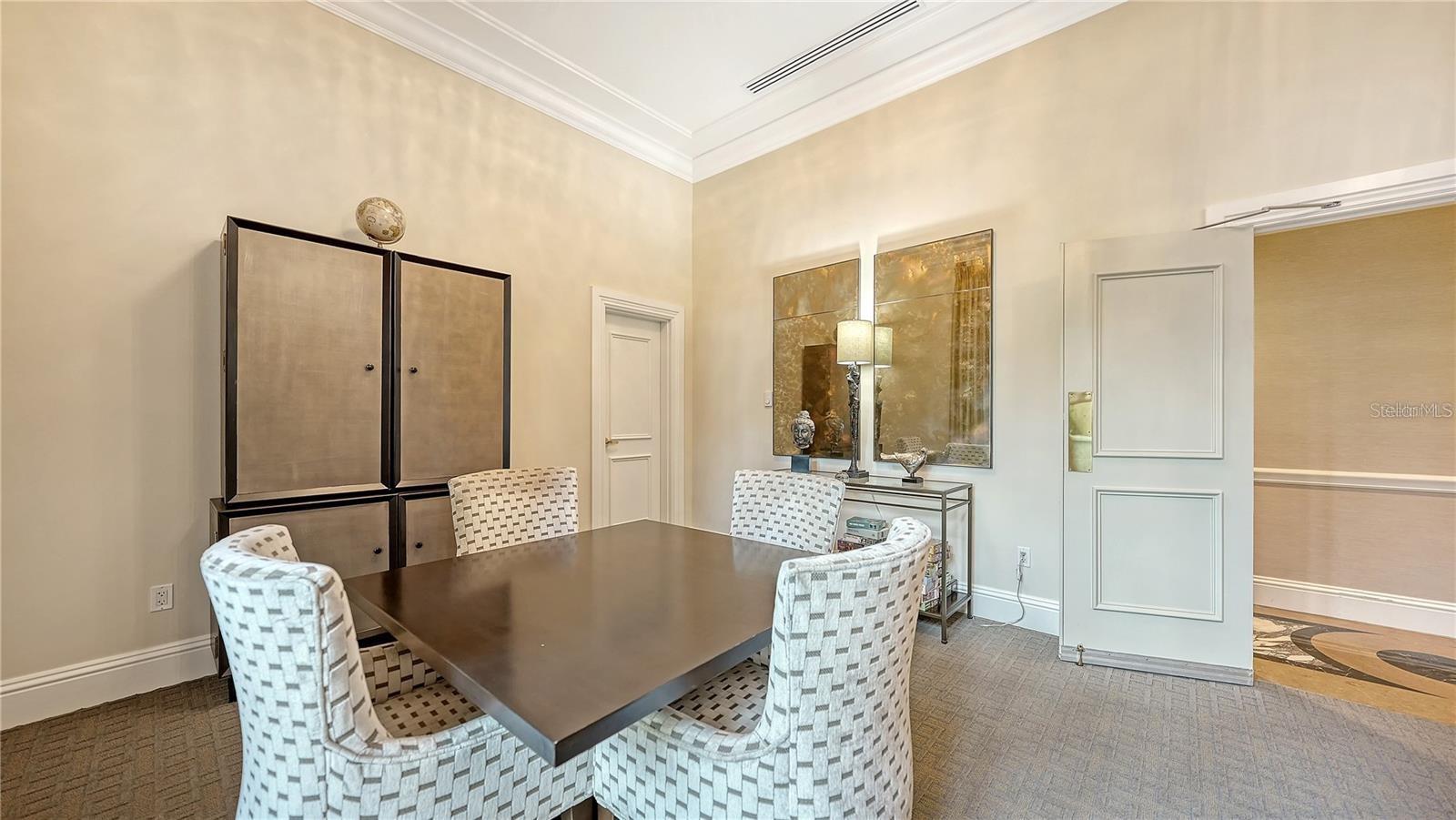 Image 26 of 32 For 800 Tamiami Trail 211