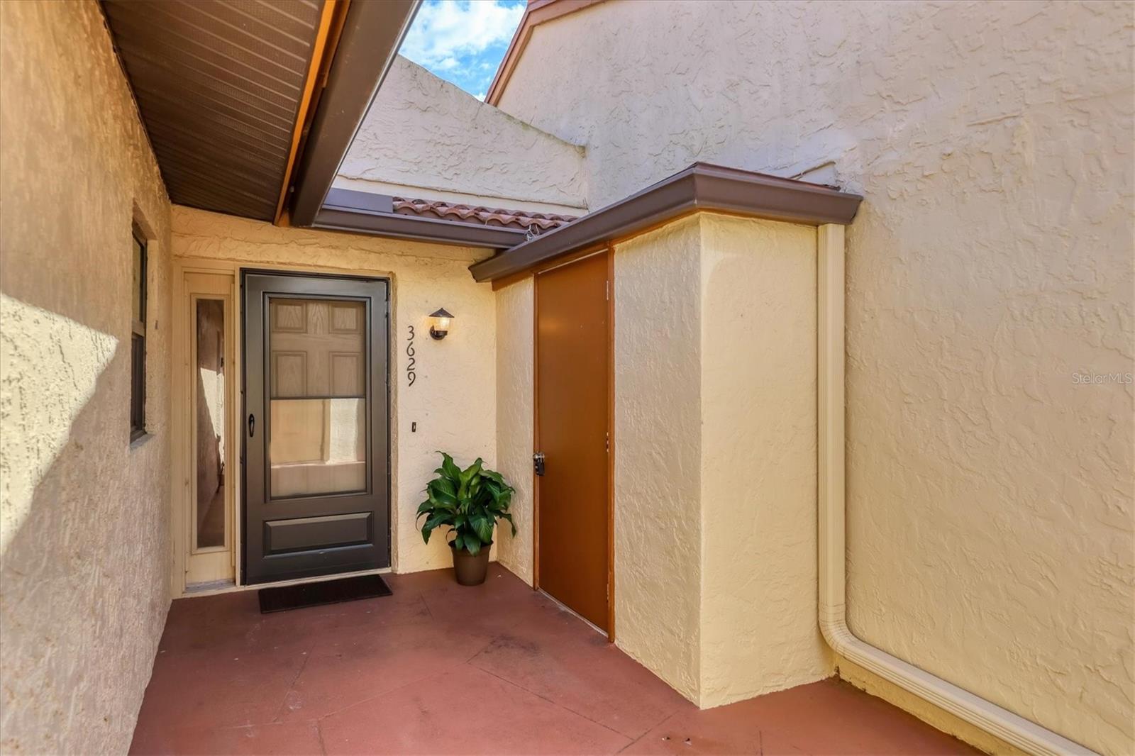 Image 2 of 77 For 3629 Longmeadow 38