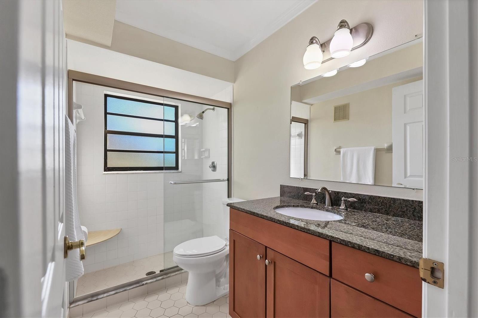 Image 23 of 77 For 3629 Longmeadow 38