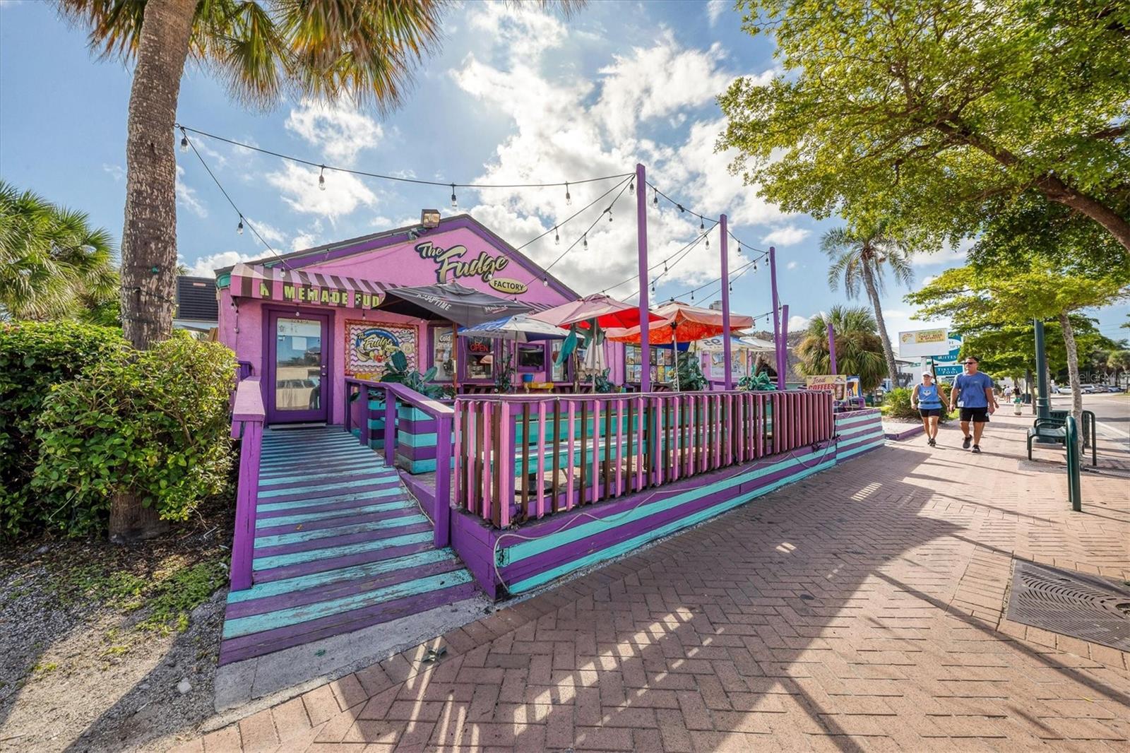 Image 65 of 77 For 3629 Longmeadow 38