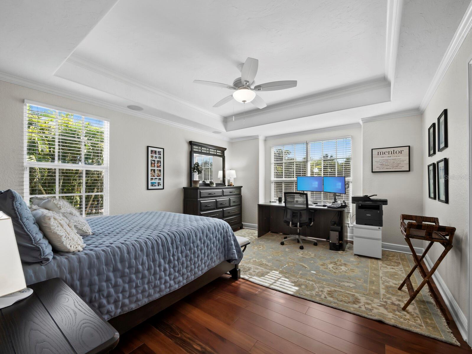 Image 23 of 75 For 651 Broadway Street