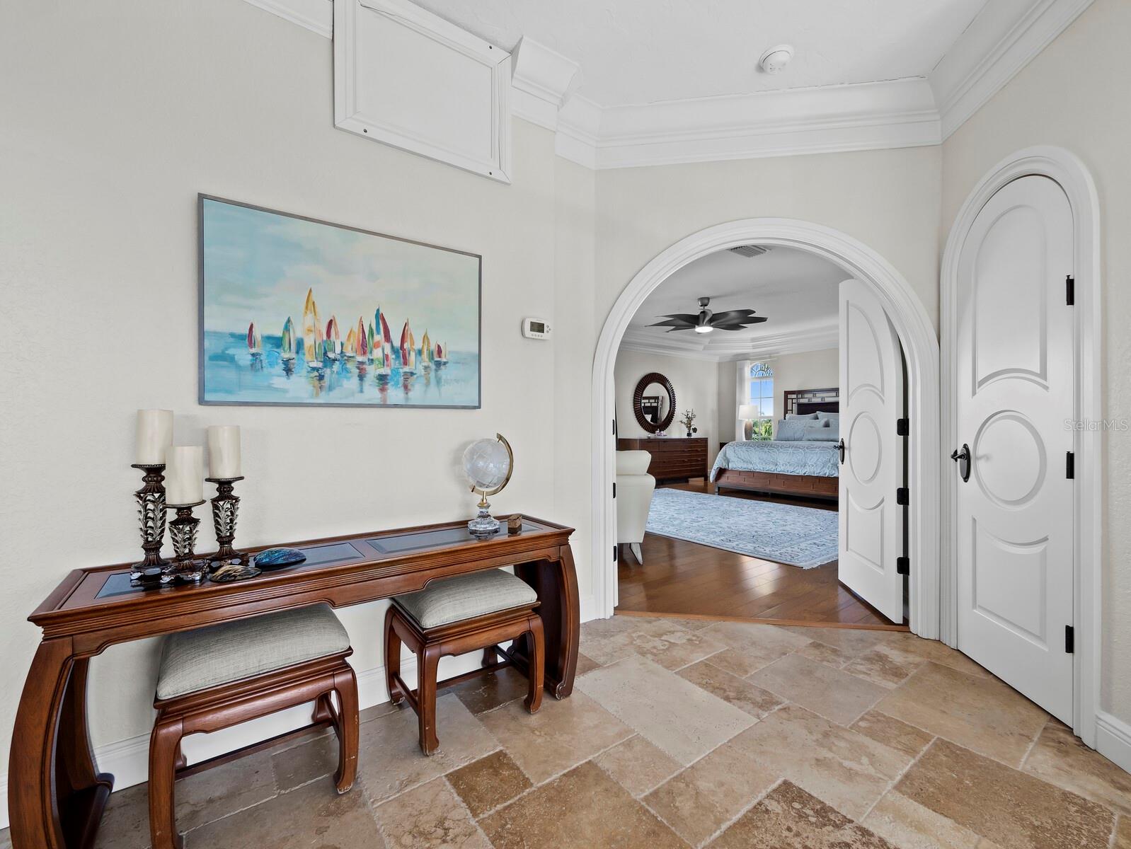 Image 28 of 75 For 651 Broadway Street