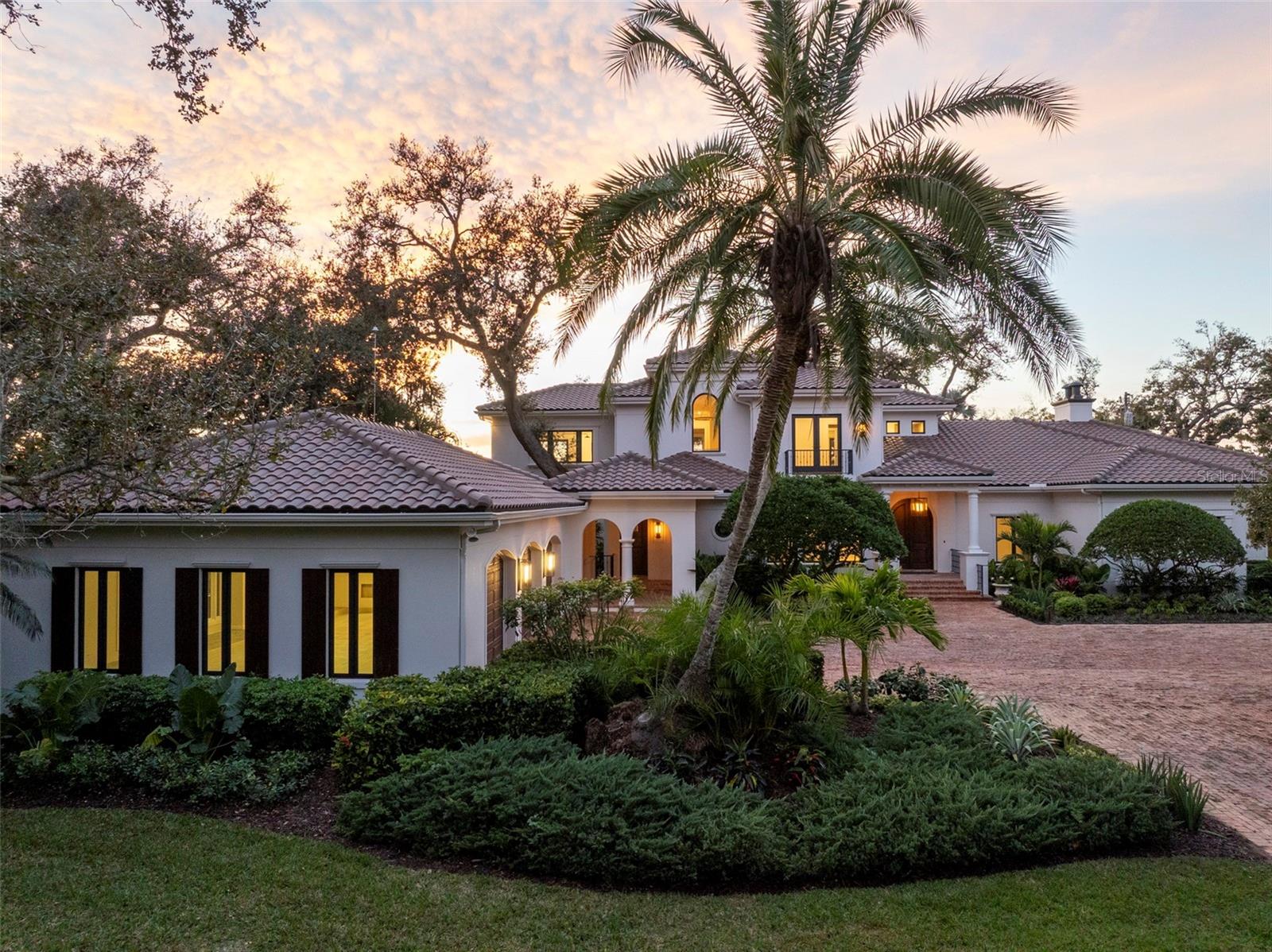 Image 3 of 71 For 3000 Southwest Drive