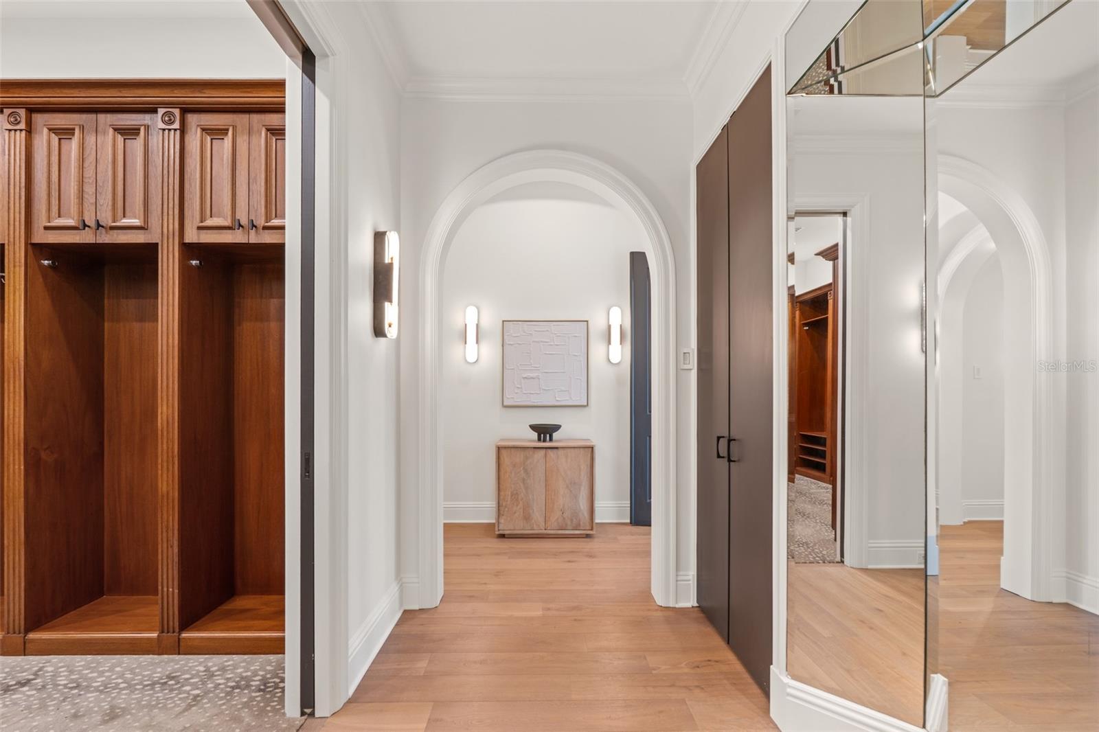 Image 37 of 71 For 3000 Southwest Drive