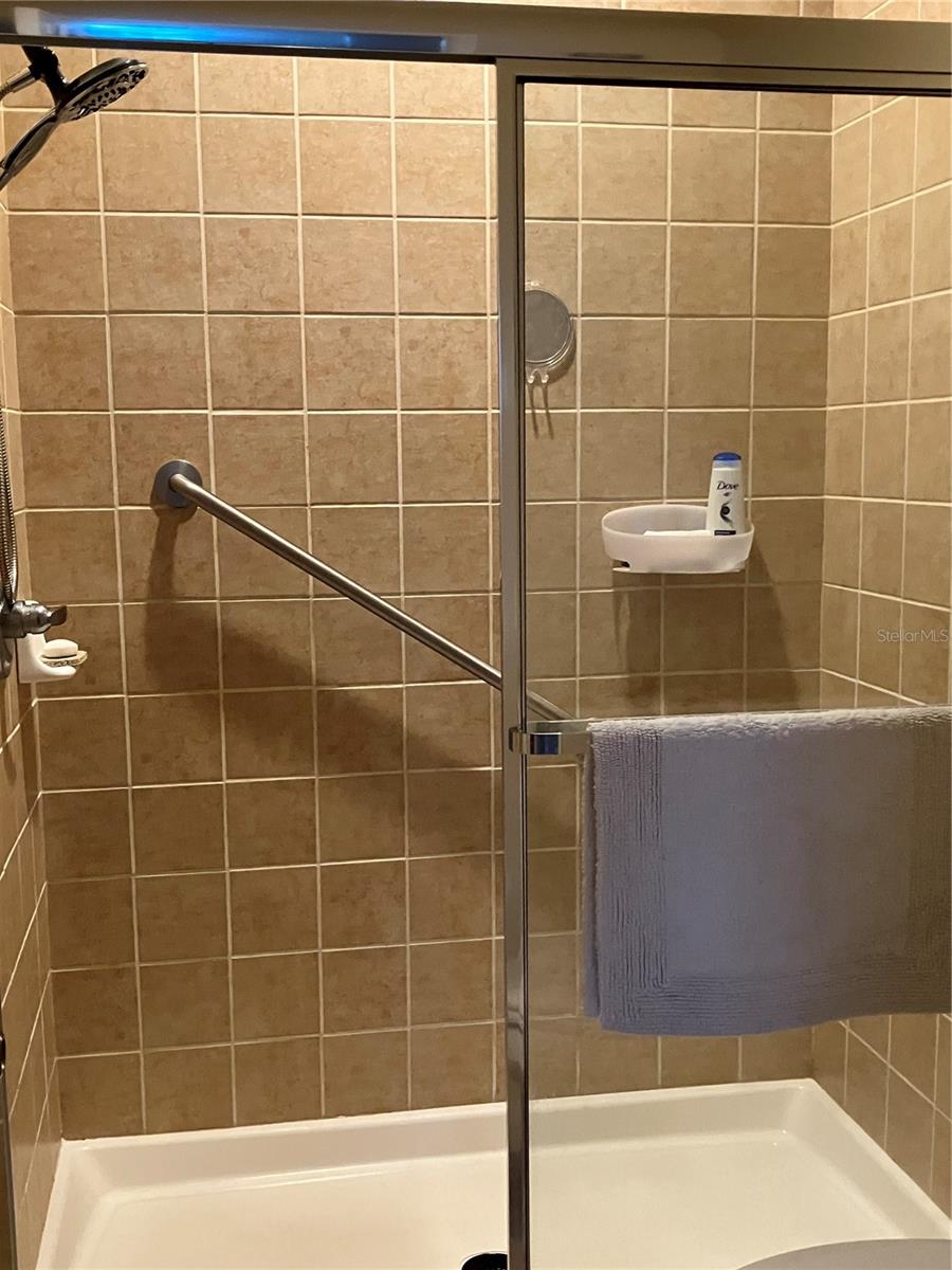 Image 25 of 33 For 24684 Rio Villa Lakes Circle