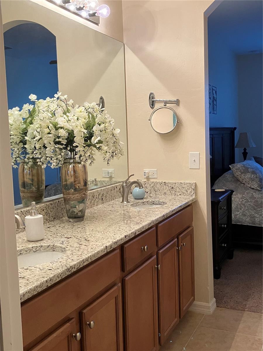 Image 28 of 33 For 24684 Rio Villa Lakes Circle