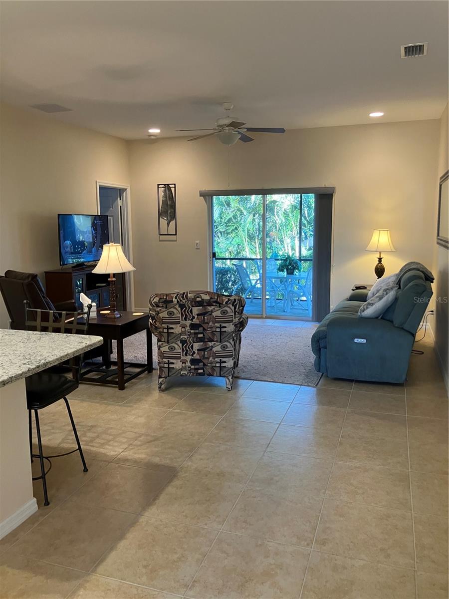 Image 6 of 33 For 24684 Rio Villa Lakes Circle