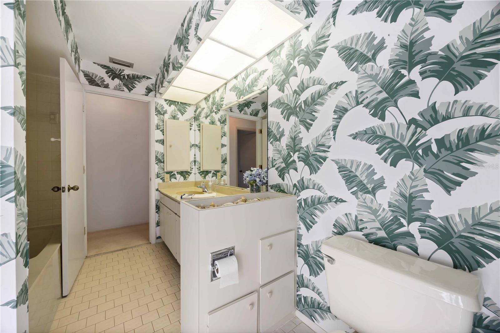 Image 16 of 33 For 3947 Country View Drive