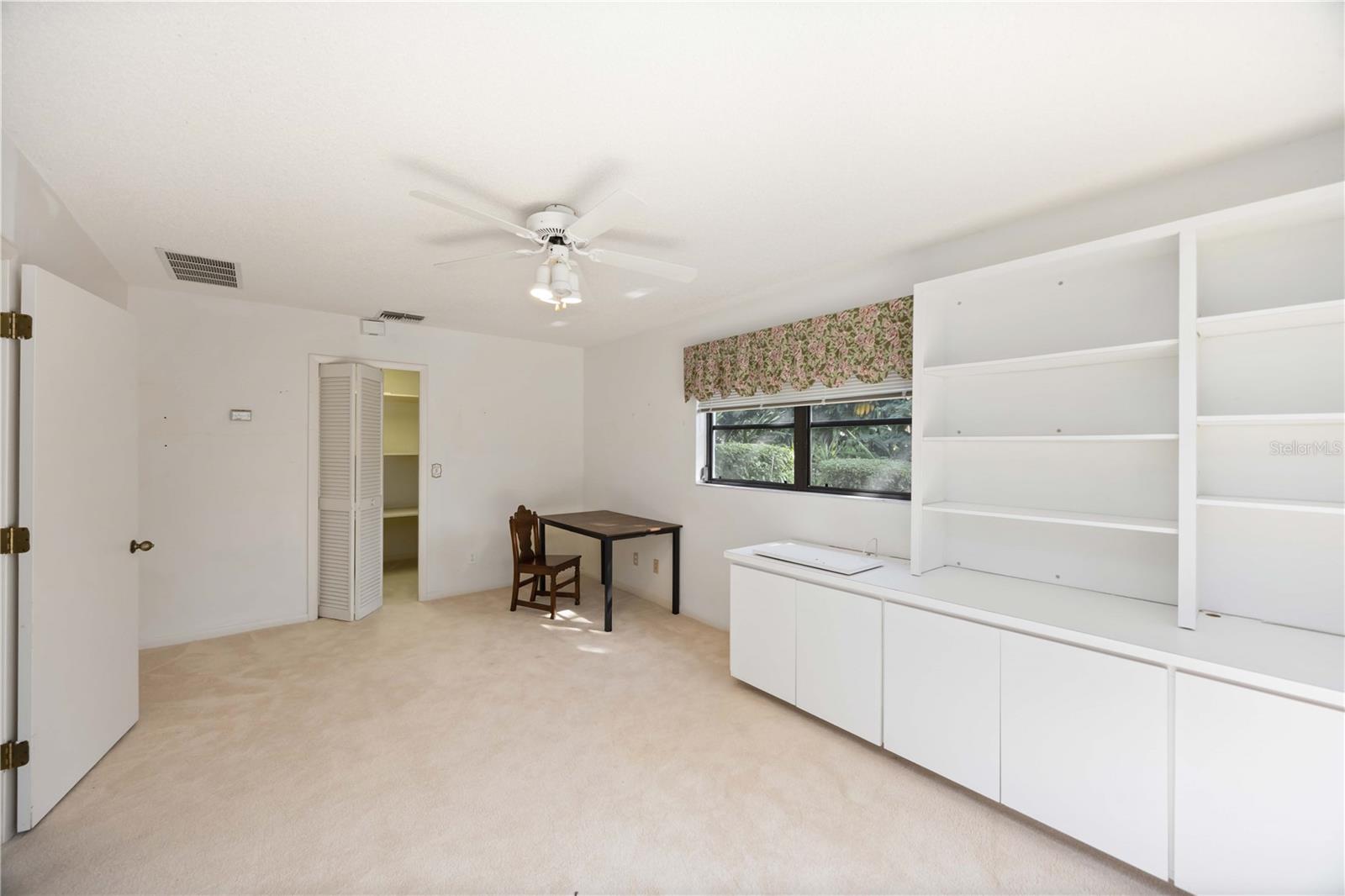 Image 20 of 33 For 3947 Country View Drive