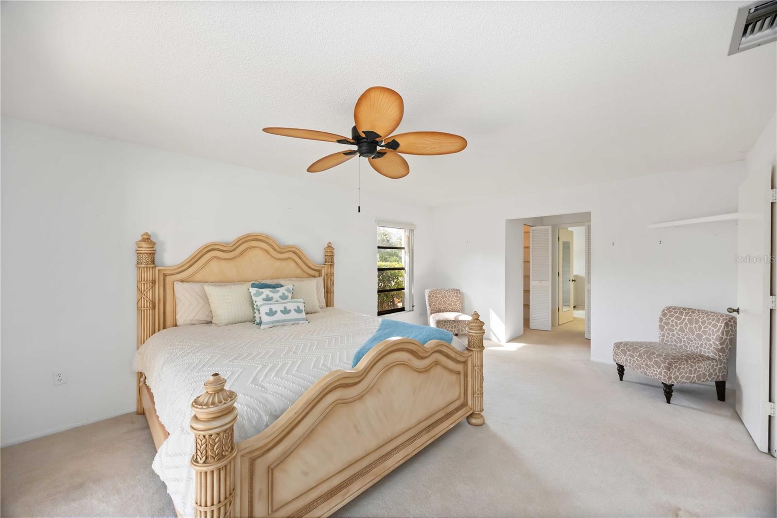 Image 23 of 33 For 3947 Country View Drive