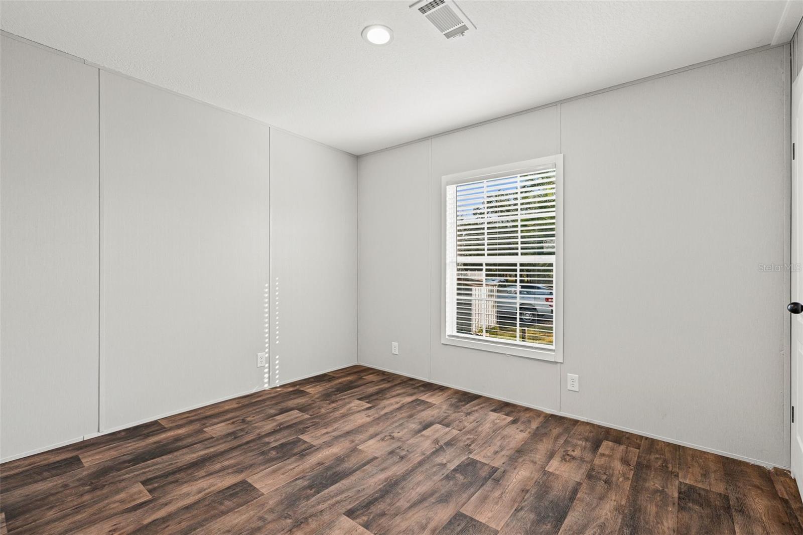 Image 15 of 23 For 8432 Sweden Boulevard