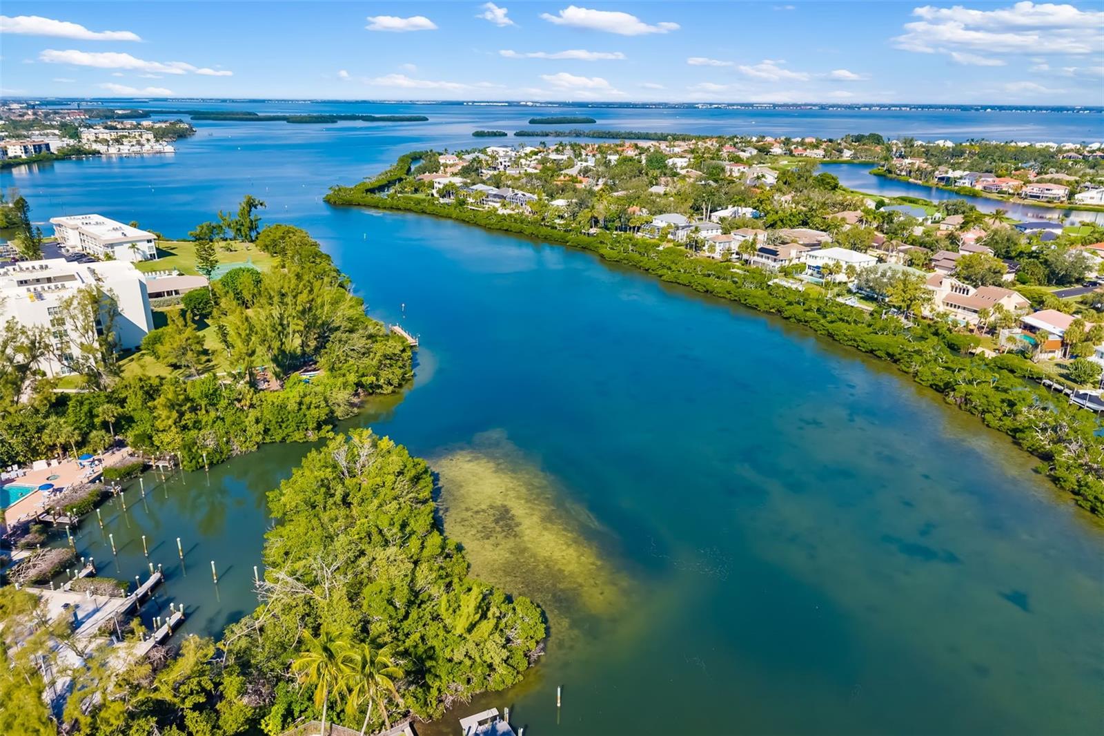 Image 25 of 60 For 3155 Gulf Of Mexico Drive 257