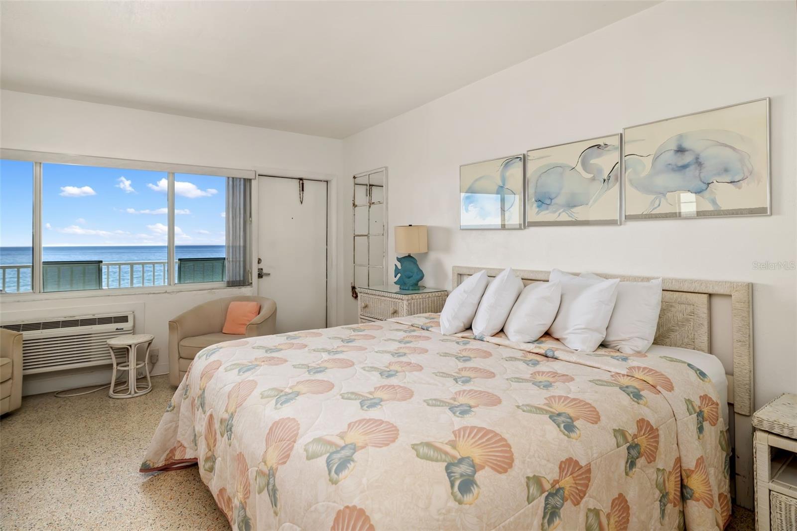 Image 33 of 60 For 3155 Gulf Of Mexico Drive 257