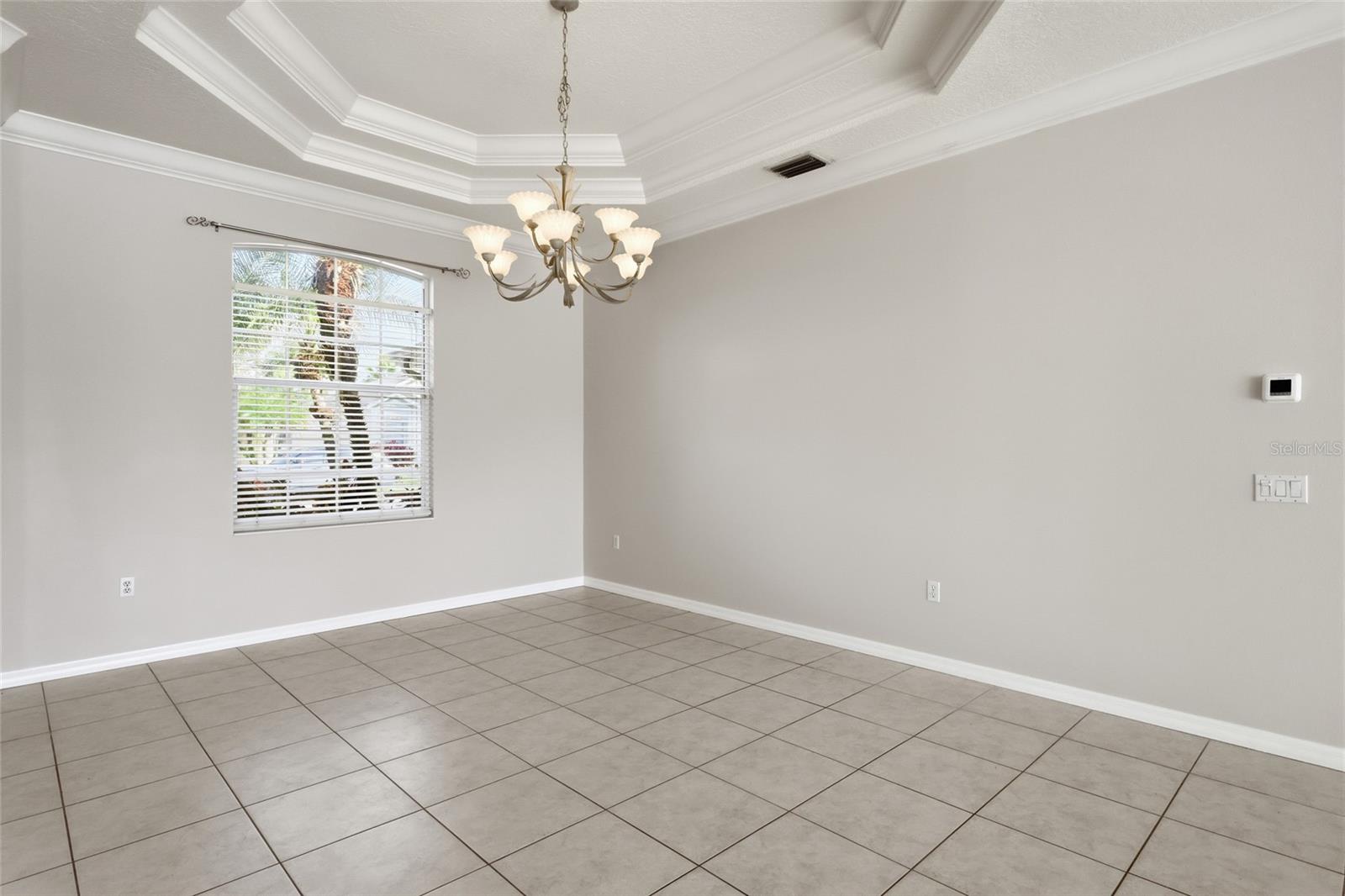 Image 11 of 44 For 518 Country Lane