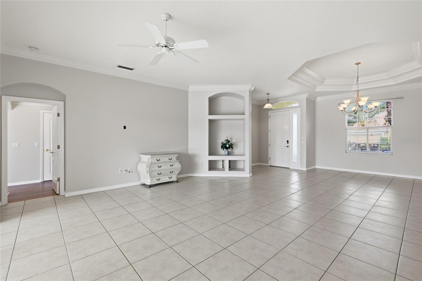 Image 13 of 44 For 518 Country Lane