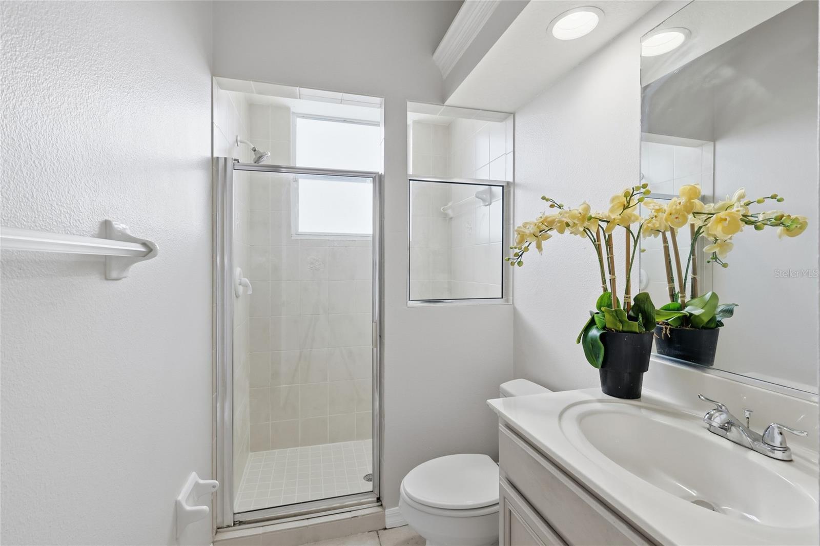 Image 25 of 44 For 518 Country Lane