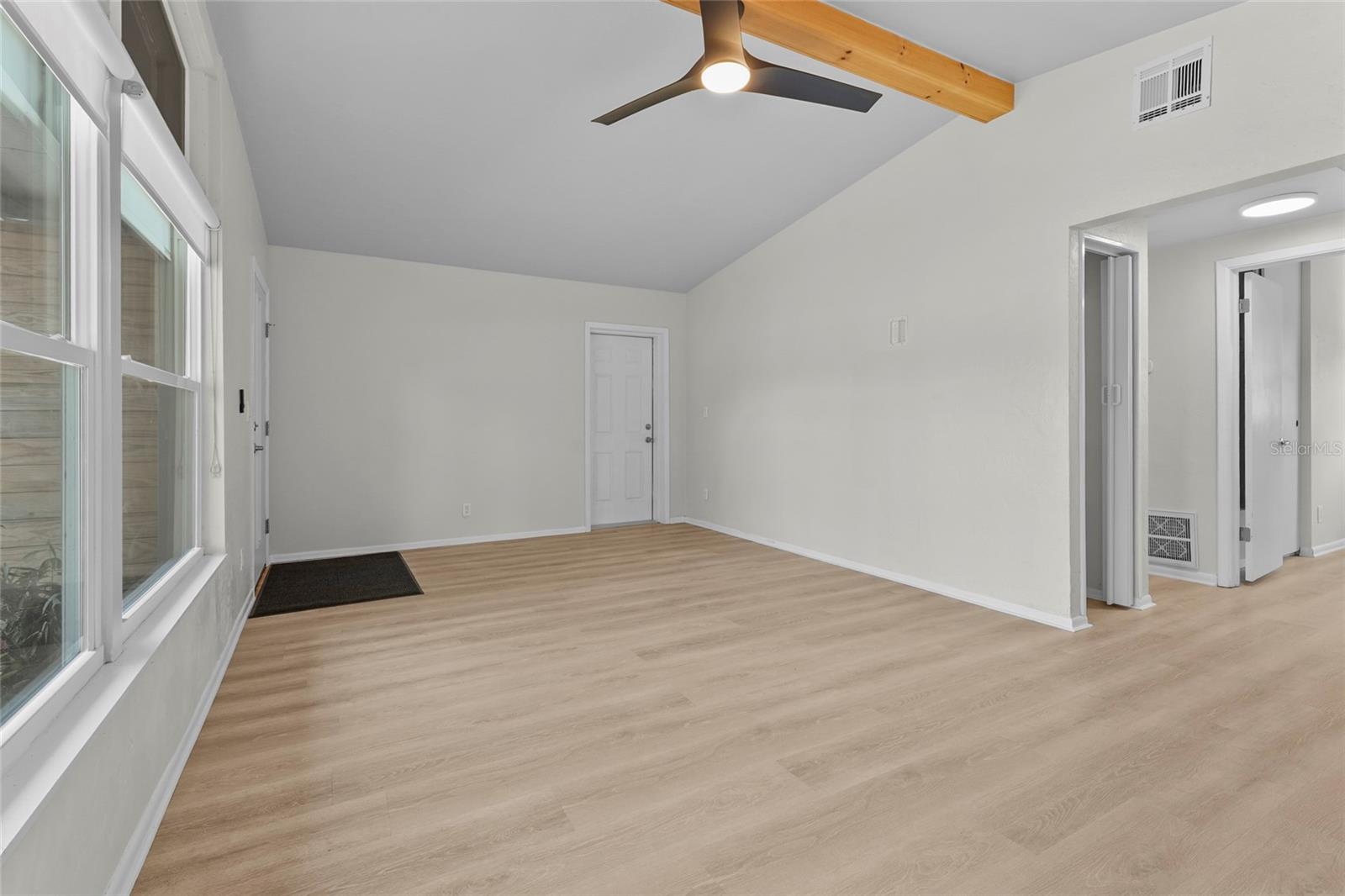 Image 13 of 47 For 1920 Elk Avenue